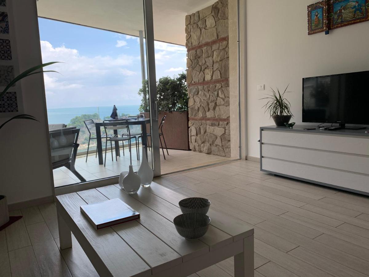 Taormina Suite Mon Repos エクステリア 写真